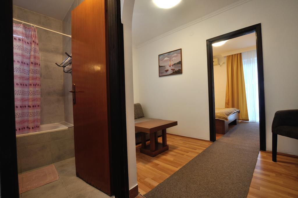 Vila Duric - Ex Hotel Duric Petrovac ห้อง รูปภาพ