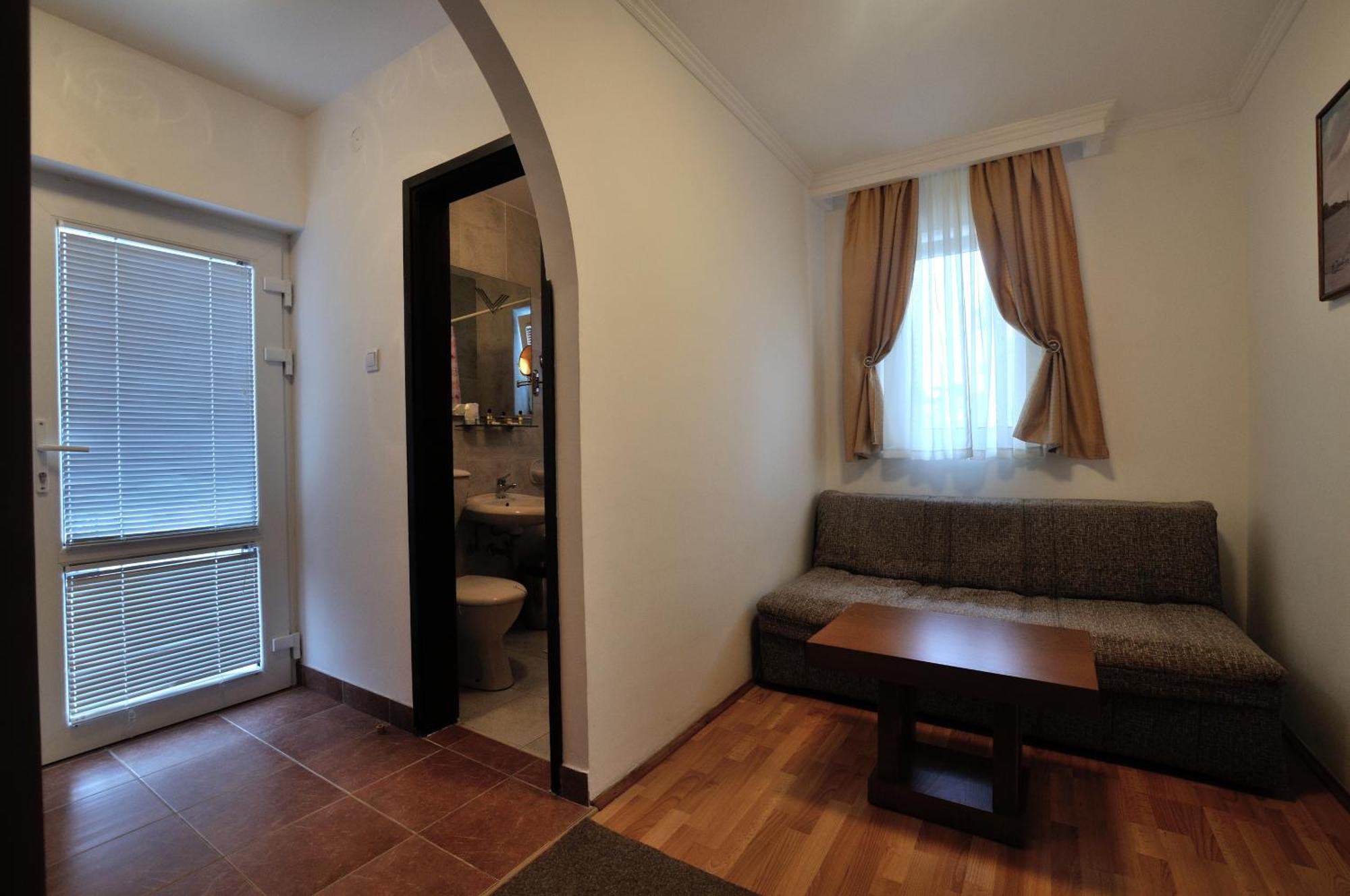 Vila Duric - Ex Hotel Duric Petrovac ห้อง รูปภาพ